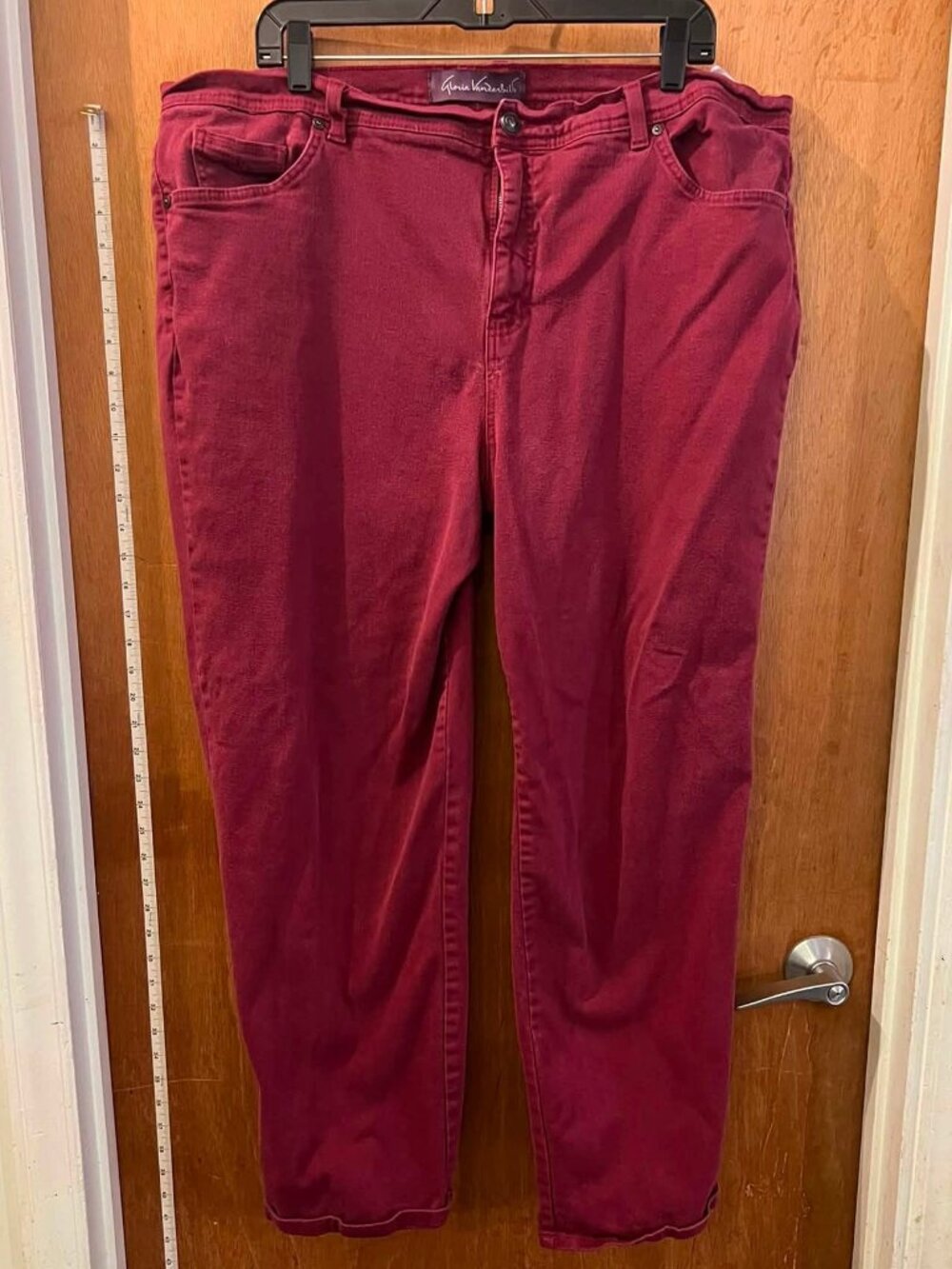 Size 22W - Gloria Vanderbilt - Maroon Jeans - W41"/L29"
